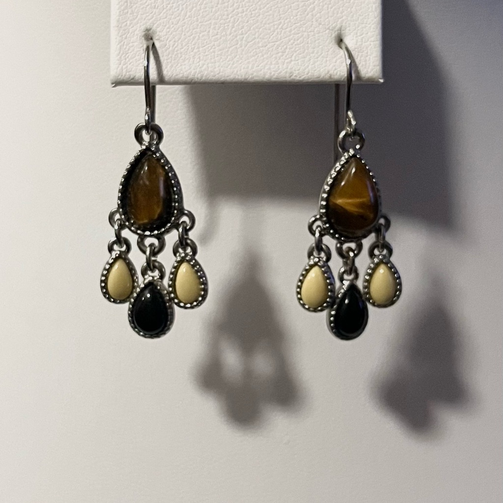 Catseye With Cream And Black Pear Shaped Silver Tone Dangle Chaps Earrings